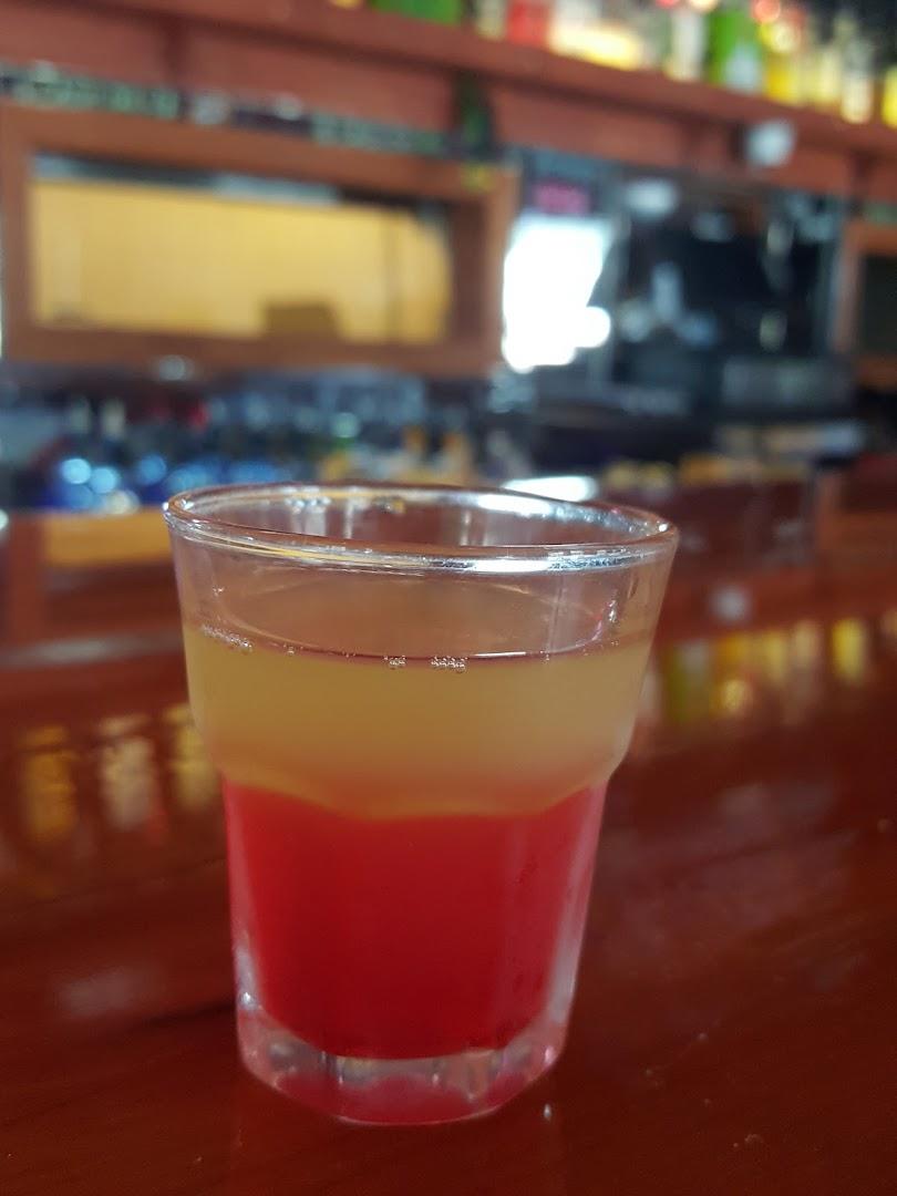EmJay's Tavern & Grill